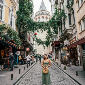 Galata_Tower_Istanbul_scaled.jpg