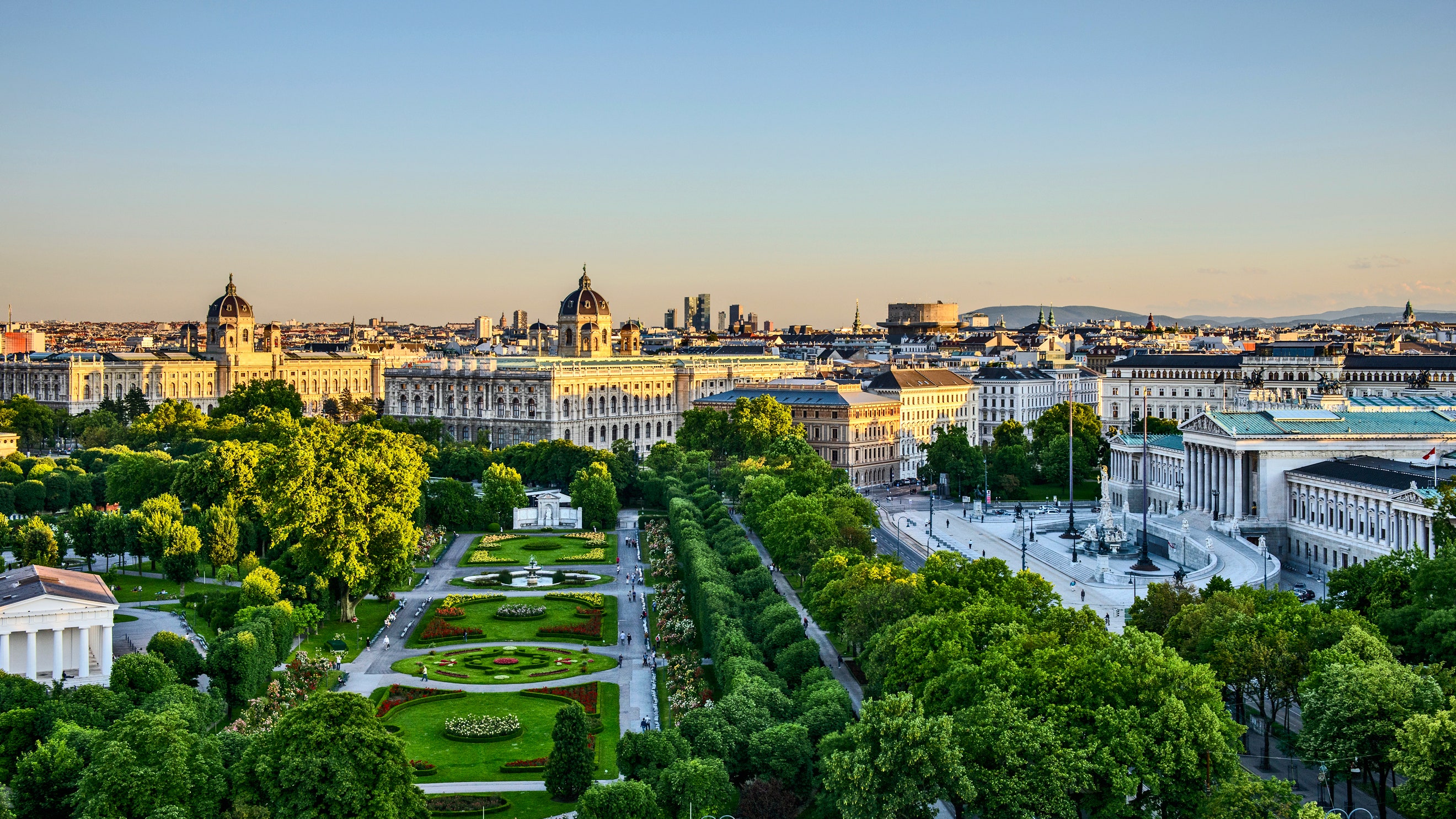 Budapest - Vienna | 3 ditë €129