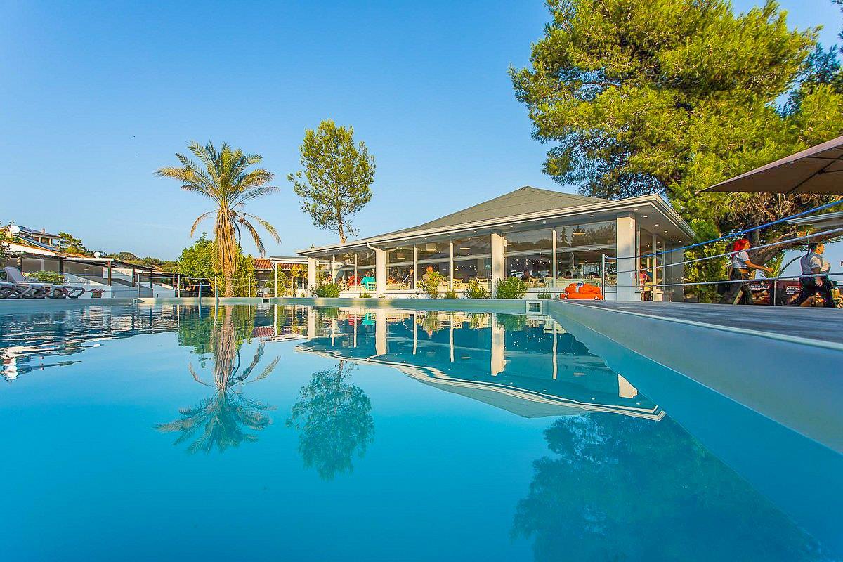 Pushime në Halkidiki - Coral Blue Beach | 4 ditë €190